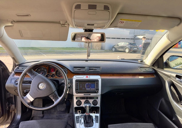 Volkswagen Passat cena 16000 przebieg: 366000, rok produkcji 2007 z Warszawa małe 56